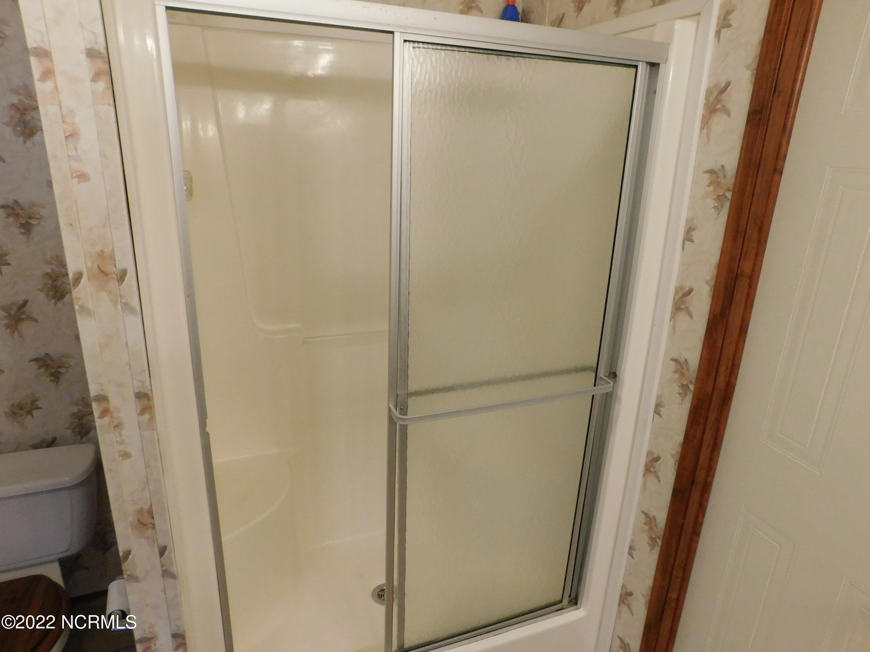 2068 South Duffie Road Red Springs, NC 28377 - Photo 18 of 46 Master bath