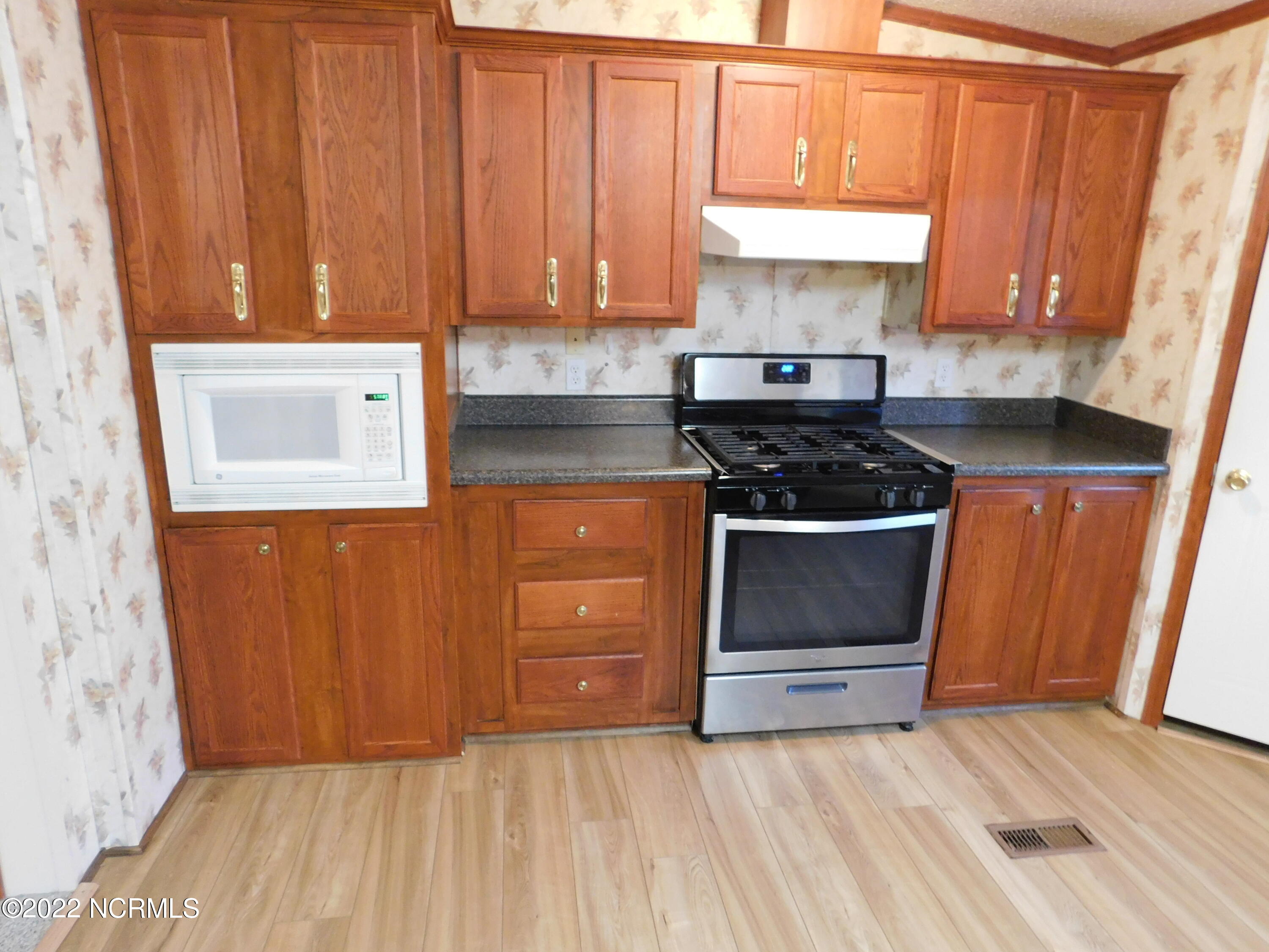 2068 South Duffie Road Red Springs, NC 28377 - Photo 7 of 46 DSCN9532