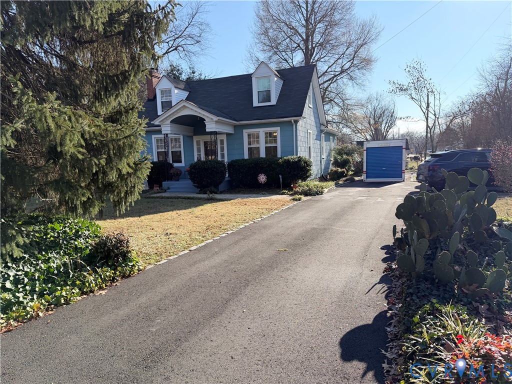 5529 Snead Road Richmond, VA 23224 - Photo 3 of 46 Paved driveway that goes to the adjacent street wi