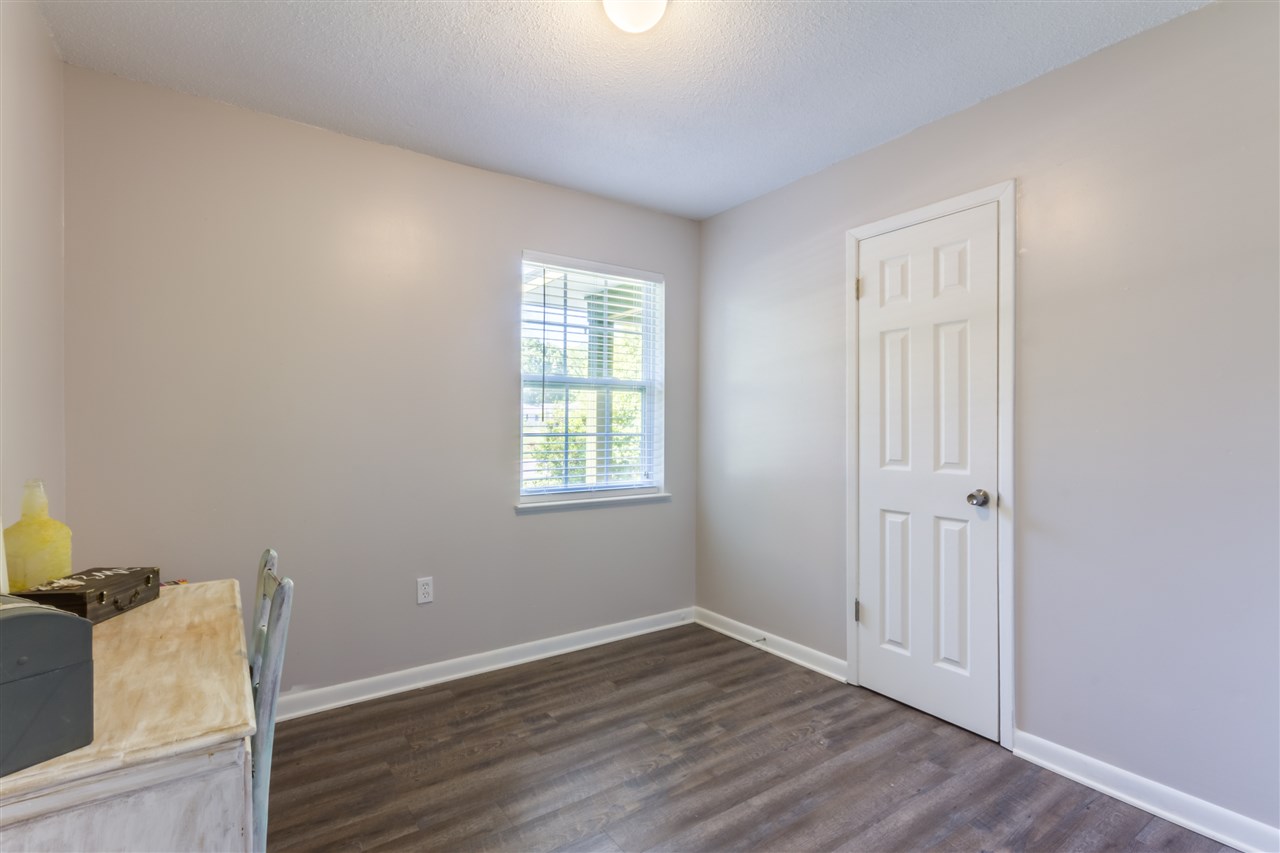422 West Section Avenue Foley, AL 36535 - Photo 11 of 22