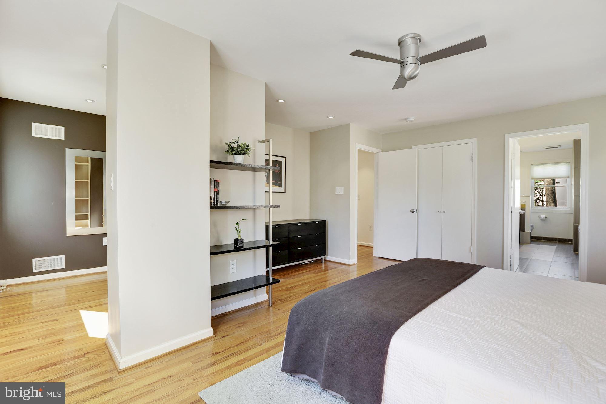 4208 Maple Terrace Chevy Chase, MD 20815 - Photo 18 of 40 Master bedroom