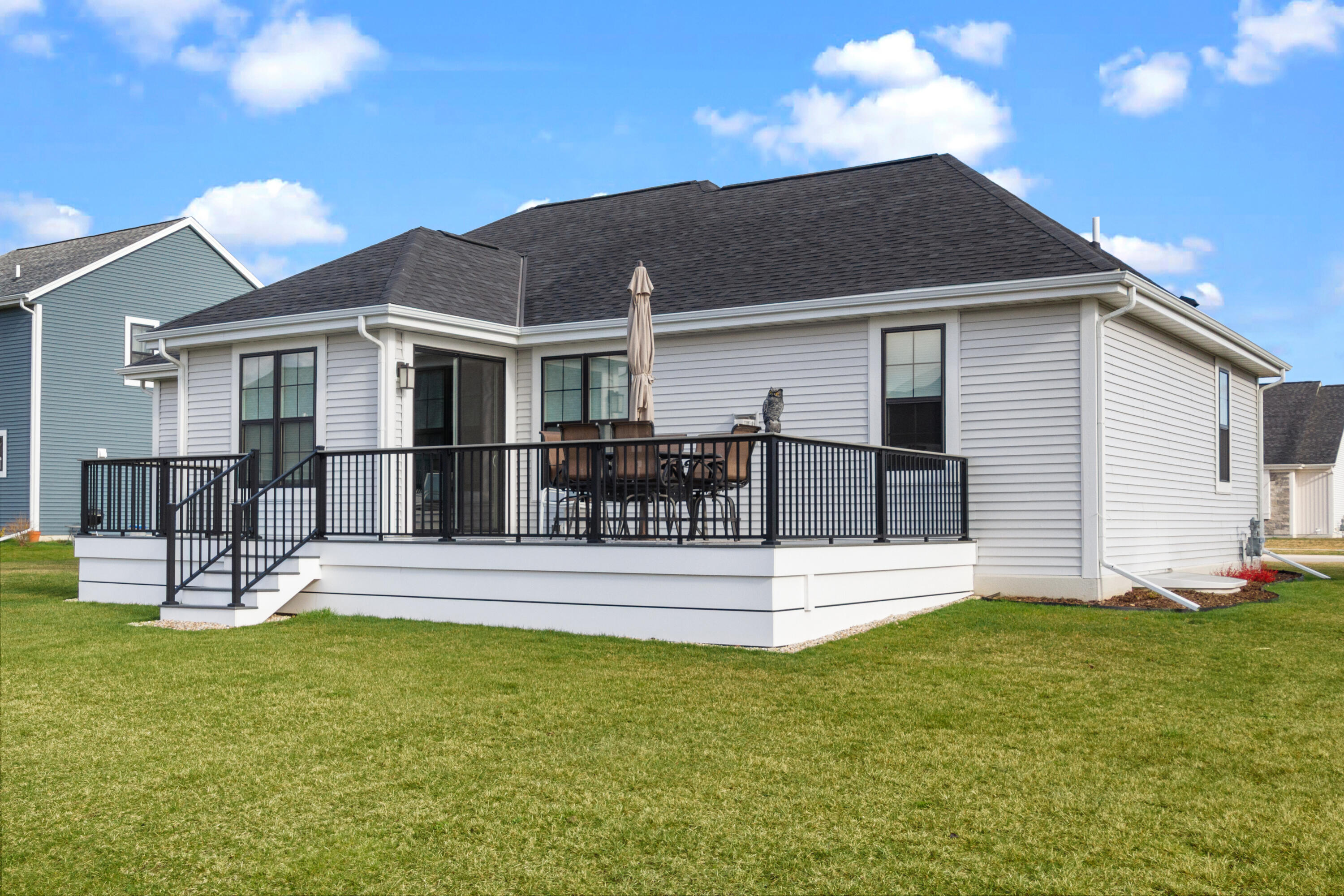 2689 Mapleton Avenue East Troy, WI 53120 - Photo 26 of 35 Maintenance free deck