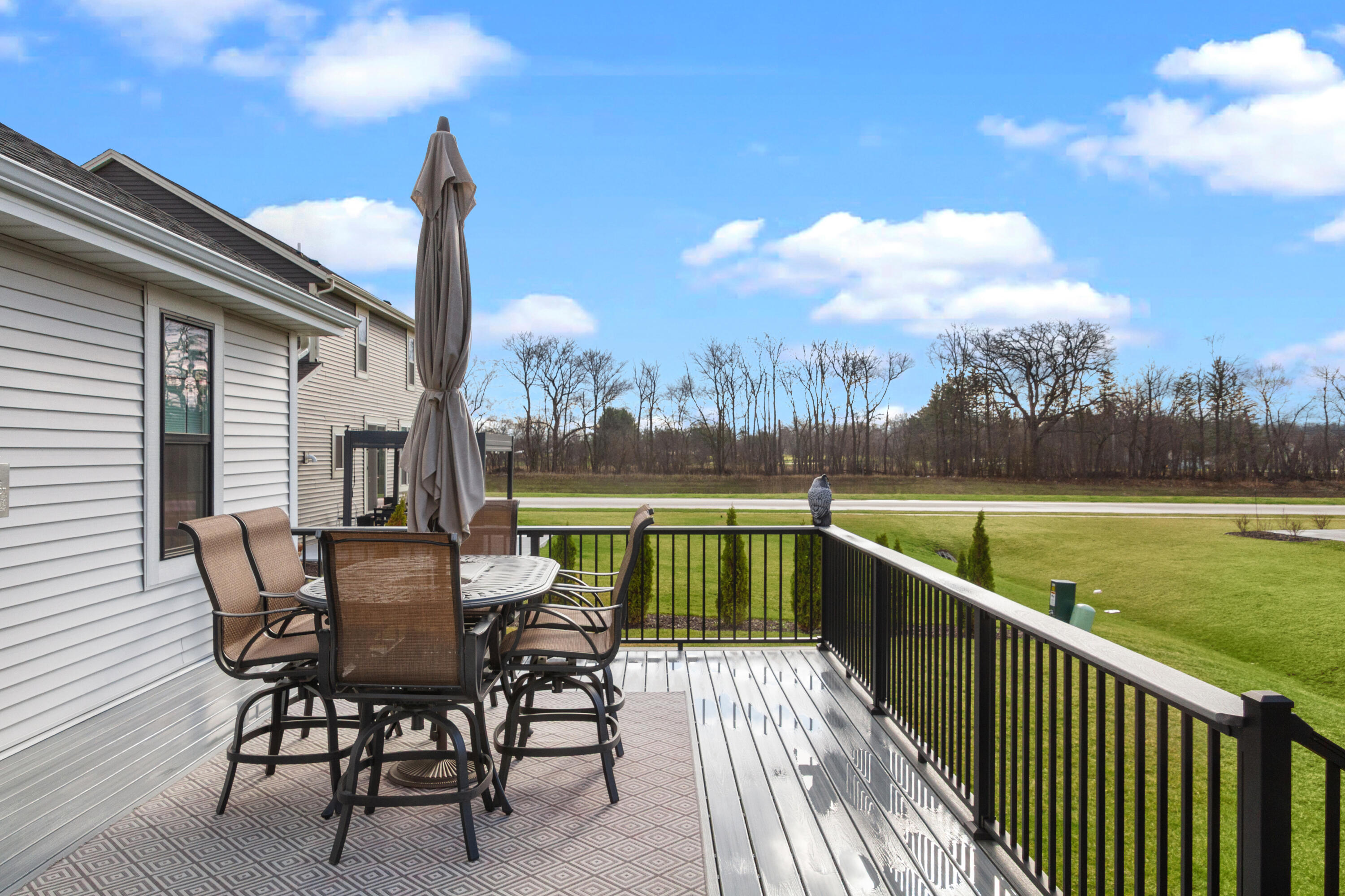 2689 Mapleton Avenue East Troy, WI 53120 - Photo 28 of 35 Views