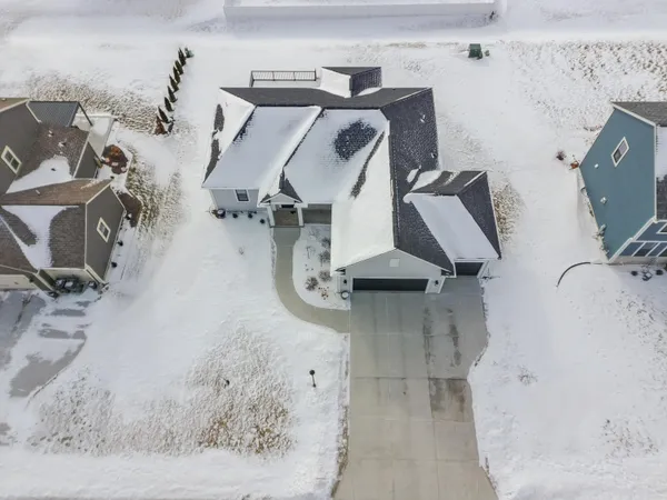 $579,900 | 2689 Mapleton Avenue, East Troy, WI 53120