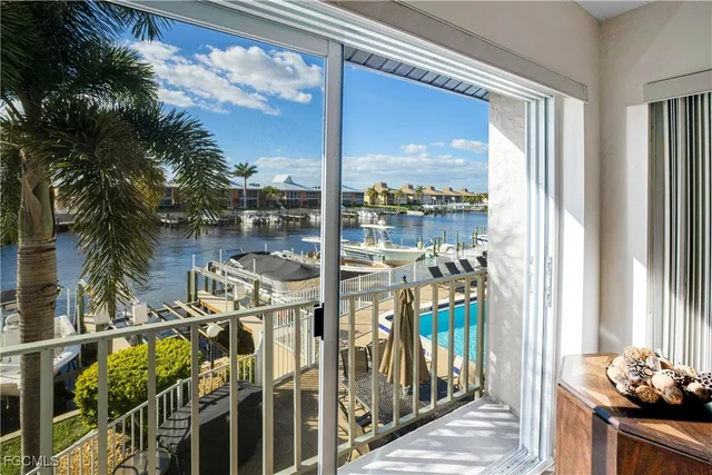 $290,000 | 4116 Southeast 20th Place, Unit 202, Cape Coral, FL 33904