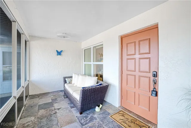 $290,000 | 4116 Southeast 20th Place, Unit 202, Cape Coral, FL 33904