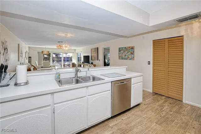 $290,000 | 4116 Southeast 20th Place, Unit 202, Cape Coral, FL 33904