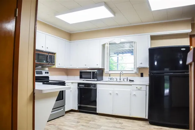 $165,000 | 722 East Division Street, Jennings, LA 70546