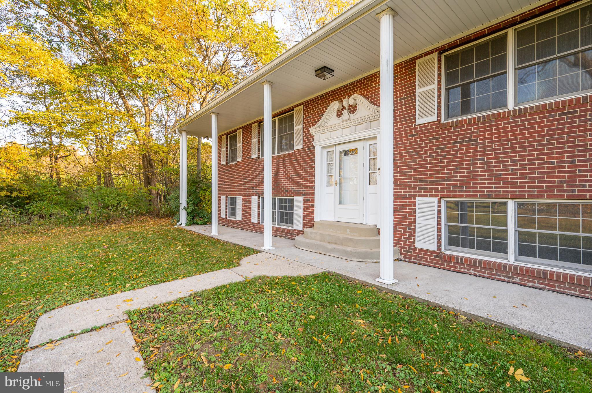 1298 Sam Mason Road Bunker Hill, WV 25413 - Photo 11 of 50 Gallery Image 11