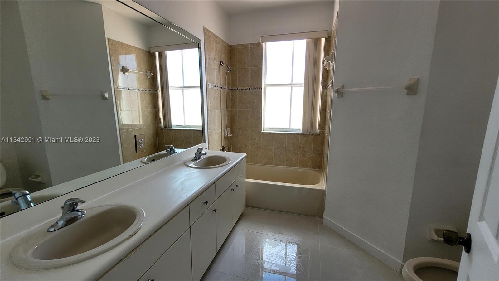 27440 Southwest 138th Path Homestead, FL 33032 - Photo 20 of 23 Gallery Image 20