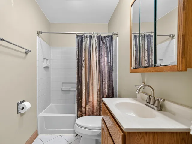 $499,900 | 4523 West Crystal Lake Road, McHenry, IL 60050