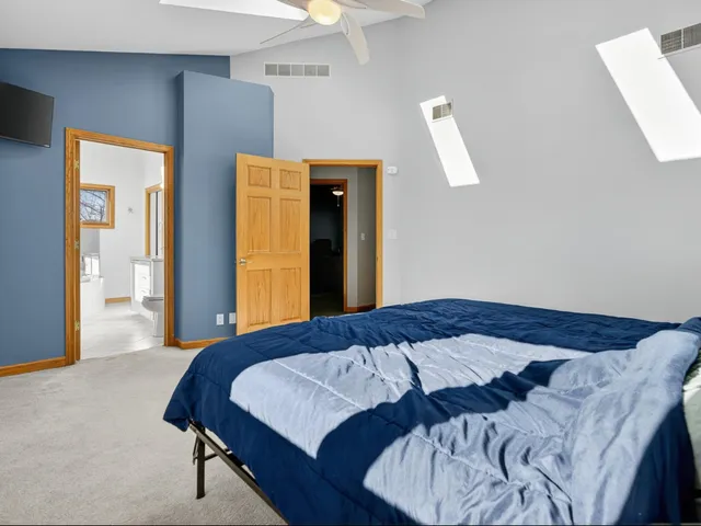 $499,900 | 4523 West Crystal Lake Road, McHenry, IL 60050