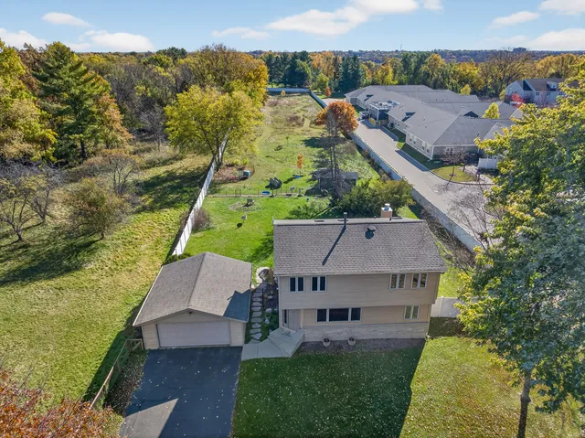 $499,900 | 4523 West Crystal Lake Road, McHenry, IL 60050