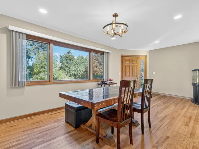 $499,900 | 4523 West Crystal Lake Road, McHenry, IL 60050