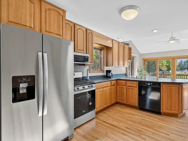 $499,900 | 4523 West Crystal Lake Road, McHenry, IL 60050