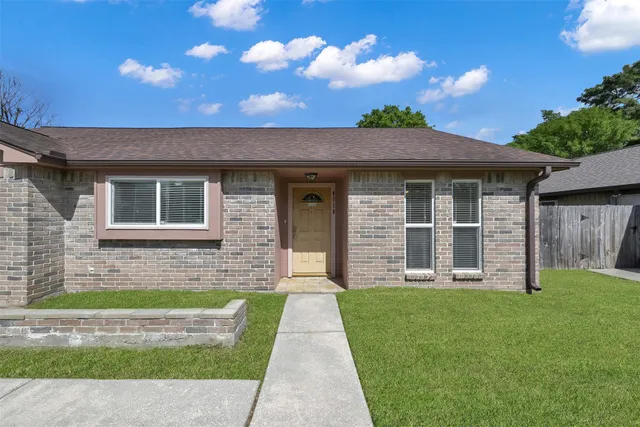 $1,840 | 4718 Cypressdale Drive, Spring, TX 77388