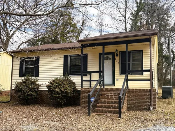 $1,249 | 832 Cummins Street, High Point, NC 27262
