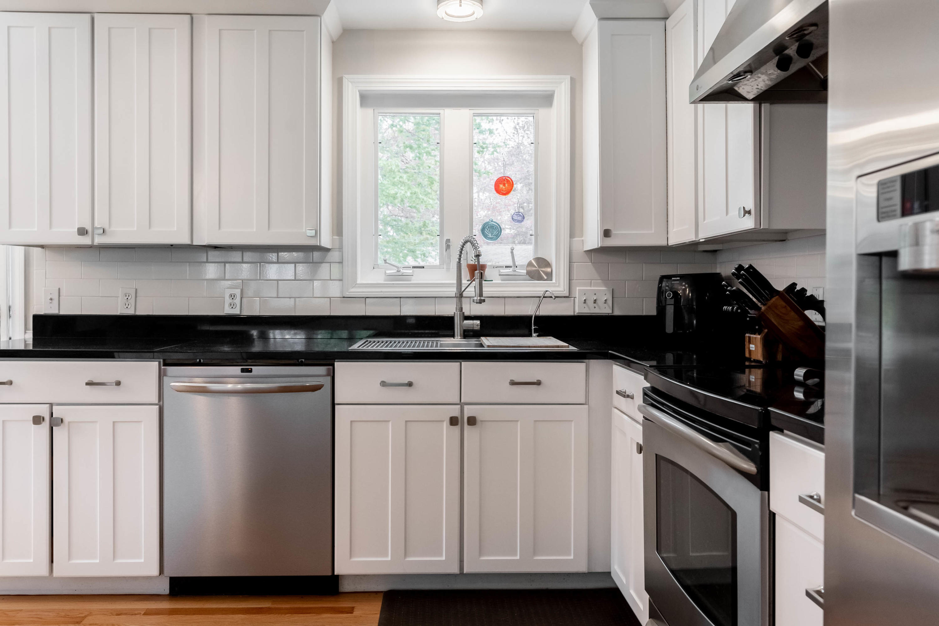 17 Star Road Cape Elizabeth, ME 04107 - Photo 5 of 51 17 Star Road_Kitchen
