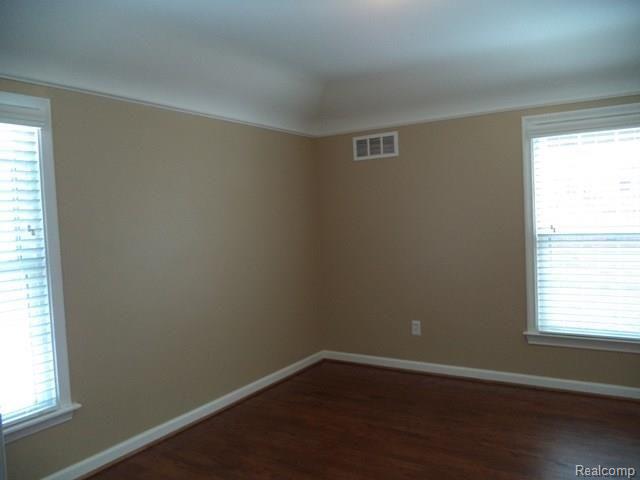 1138 Devonshire Road Grosse Pointe, MI 48230 - Photo 14 of 30 032.jpg
