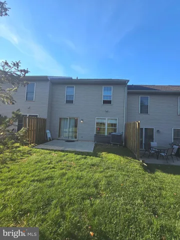 $2,000 | 471 Stonehedge Lane, Mechanicsburg, PA 17055