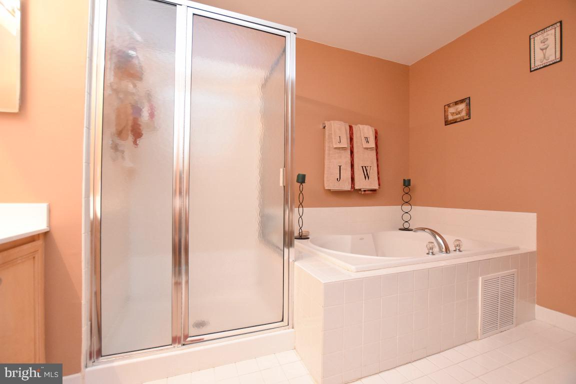110 Castleton Road Delran, NJ 08075 - Photo 18 of 28