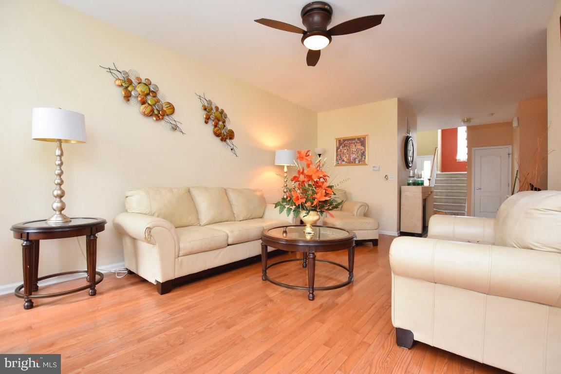 110 Castleton Road Delran, NJ 08075 - Photo 4 of 28