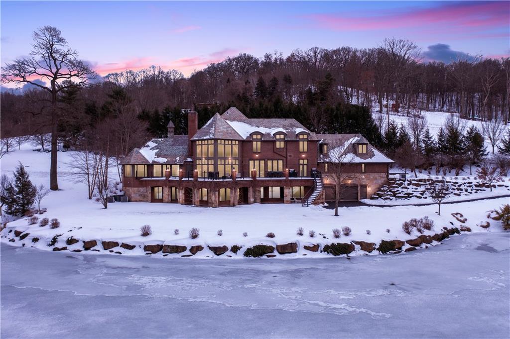 1635 Pegher Lane, Sewickley, PA 15143 Compass