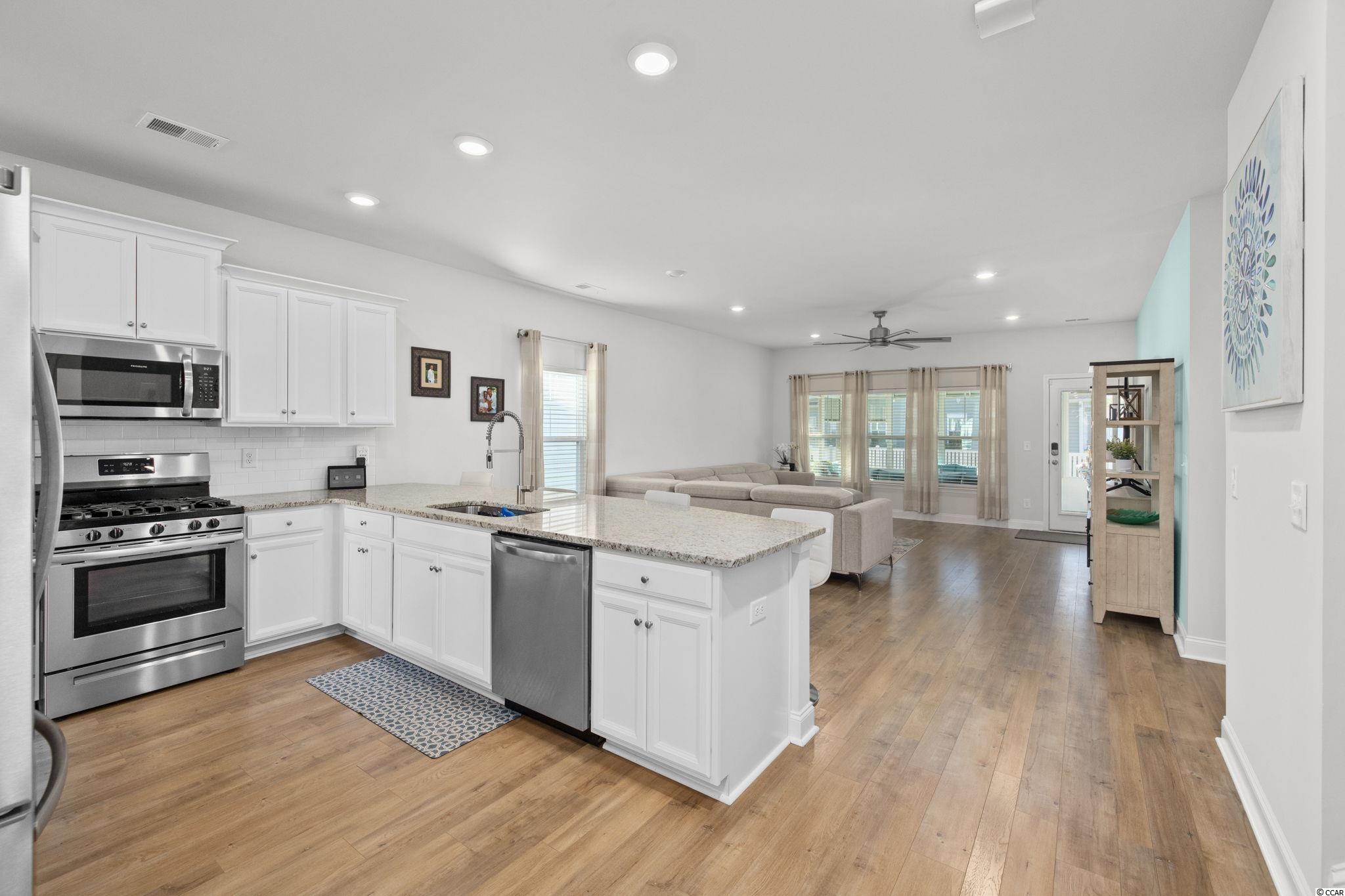841 Brant Street Myrtle Beach, SC 29579 - Photo 9 of 40 Gallery Image 9