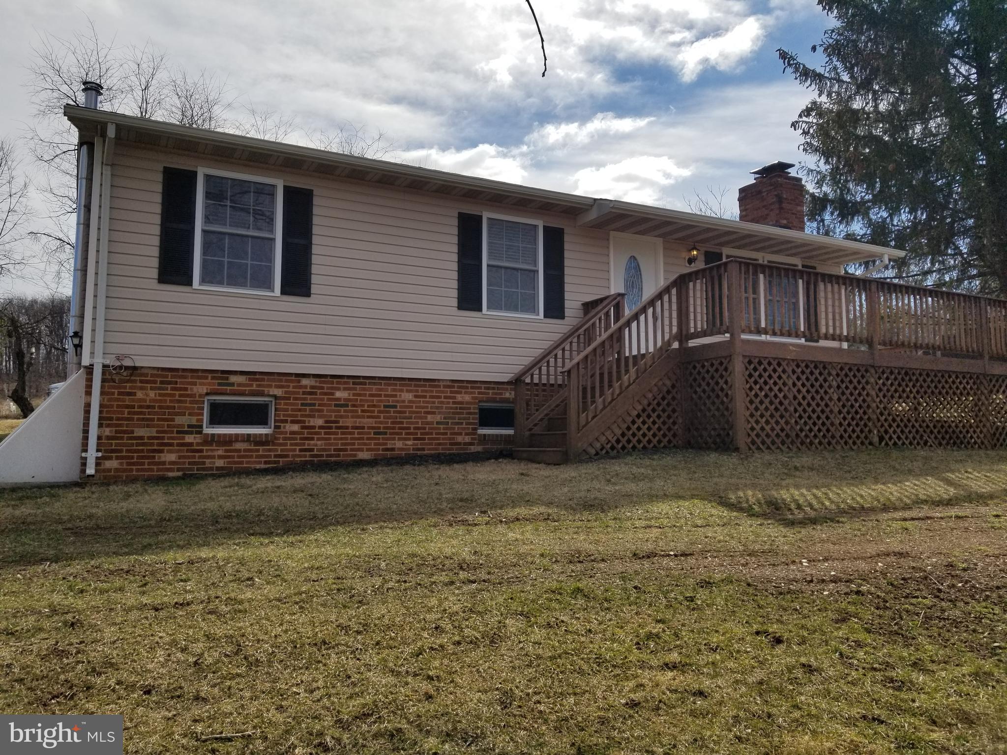 15071 New Windsor Road New Windsor, MD 21776 - Photo 2 of 27 Main Front Photo