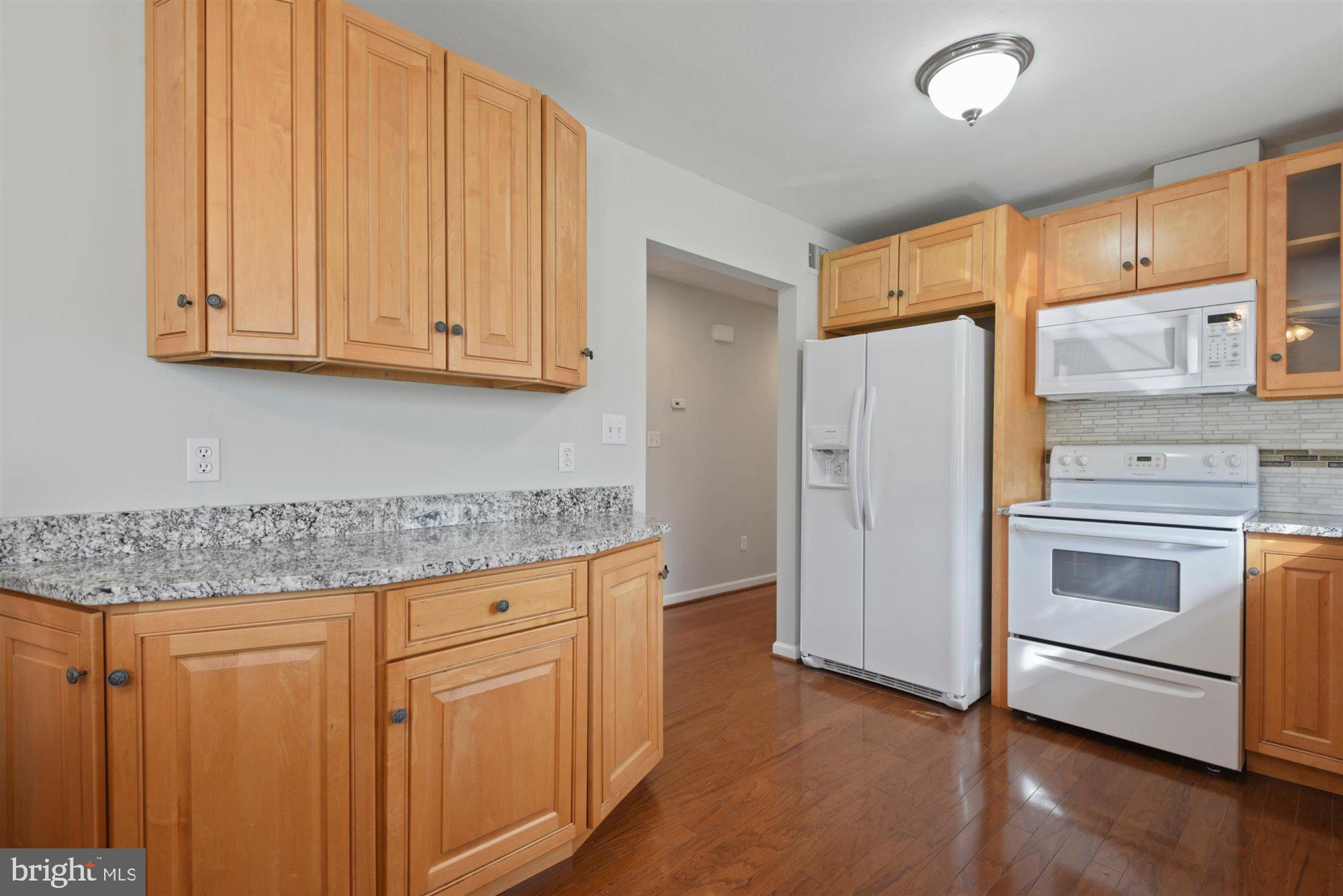15071 New Windsor Road New Windsor, MD 21776 - Photo 6 of 27 Kitchen