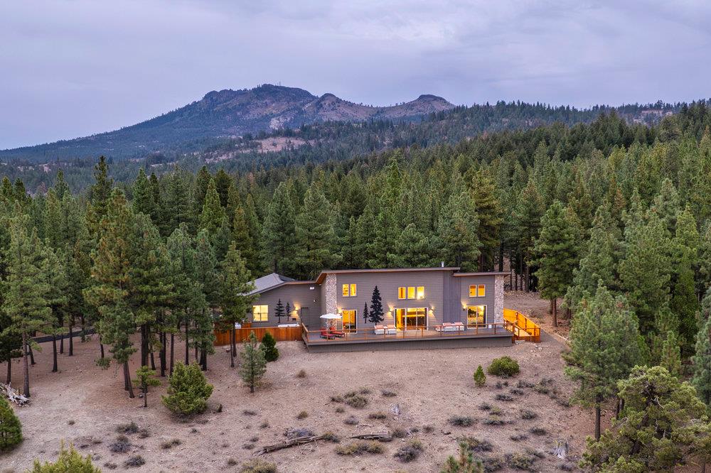 522 Night Hawk Portola, CA 96122 - Photo 5 of 54 a view of a town with mountains in the background