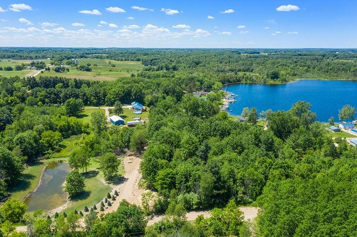 7595 Hillman Road Six Lakes, MI 48886 - Photo 1 of 8 20211201180859327104000000-o