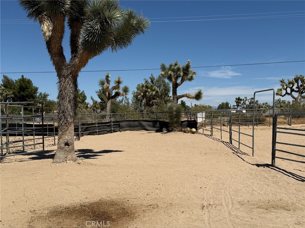 6473 Chevoit Road Phelan, CA 92371 - Photo 47 of 69