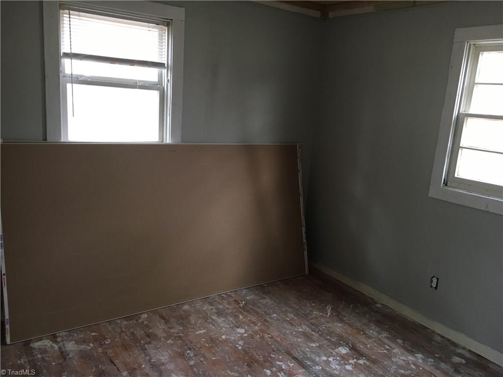 508 Radford Street High Point, NC 27260 - Photo 5 of 12 Gallery Image 5