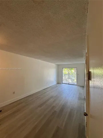 $1,900 | 645 Northeast 121st Street, Unit 307, North Miami, FL 33161