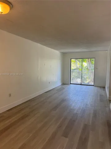 $1,900 | 645 Northeast 121st Street, Unit 307, North Miami, FL 33161