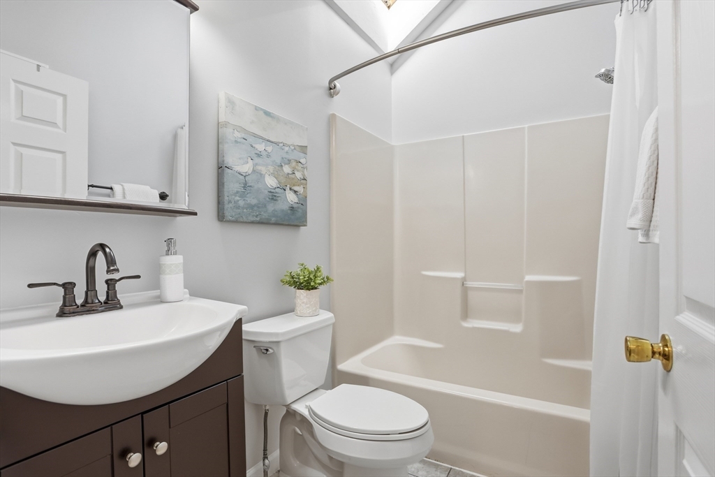 11 Longley Road, Unit B9 Shirley, MA 01464 - Photo 30 of 40