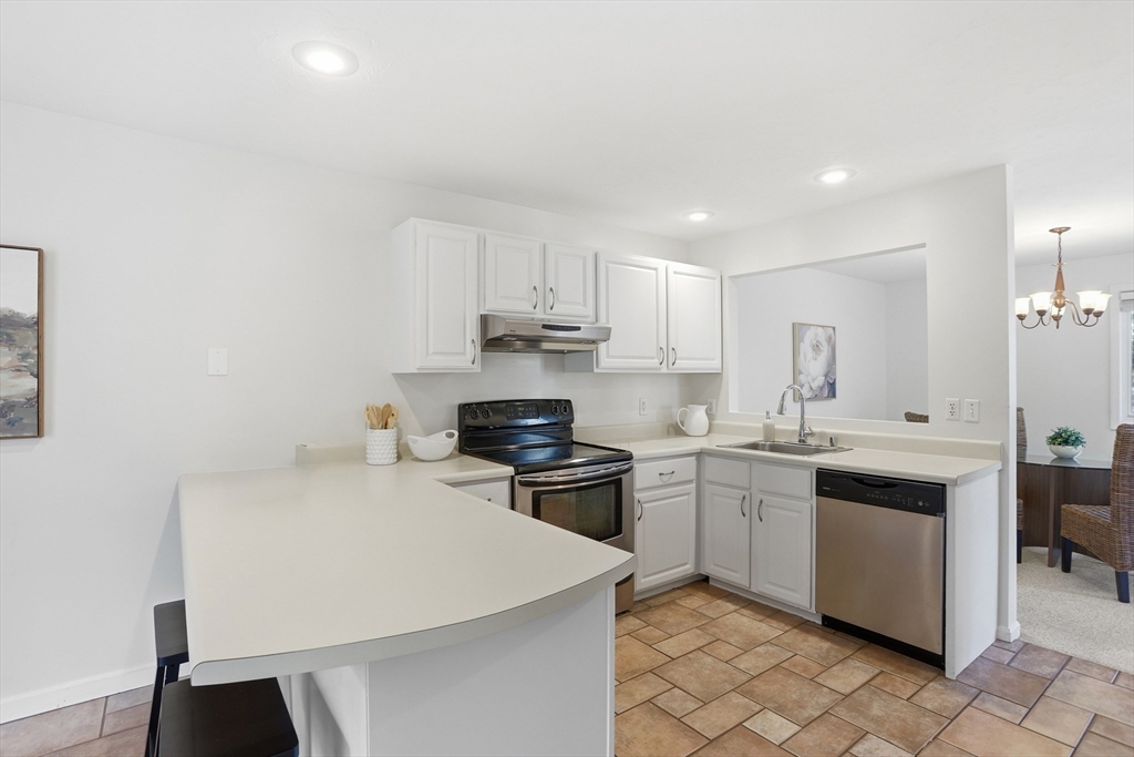 11 Longley Road, Unit B9 Shirley, MA 01464 - Photo 4 of 40