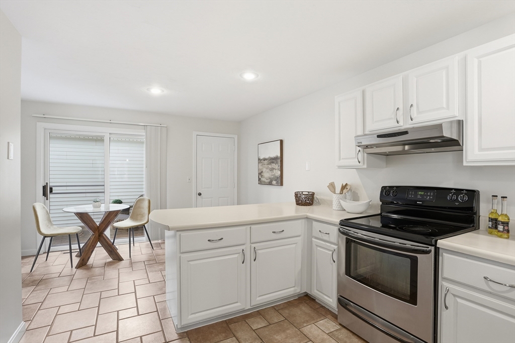 11 Longley Road, Unit B9 Shirley, MA 01464 - Photo 7 of 40