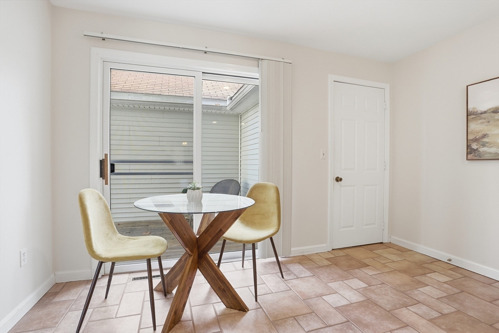 11 Longley Road, Unit B9 Shirley, MA 01464 - Photo 8 of 40