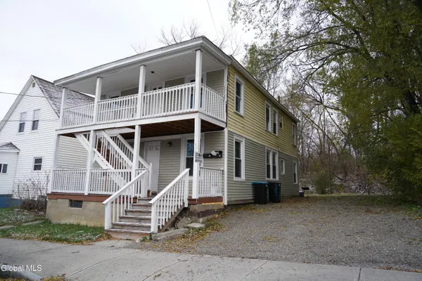 $270,000 | 435 Manhattan Street, Schenectady, NY 12308