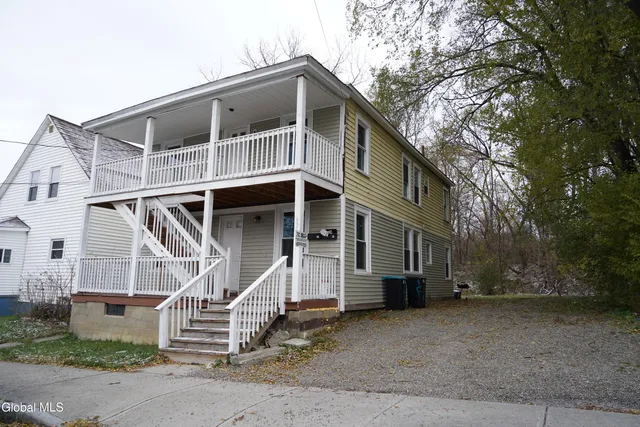 $270,000 | 435 Manhattan Street, Schenectady, NY 12308