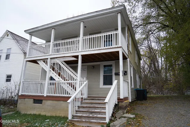$270,000 | 435 Manhattan Street, Schenectady, NY 12308
