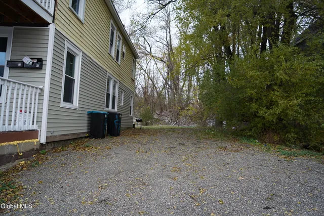 $270,000 | 435 Manhattan Street, Schenectady, NY 12308