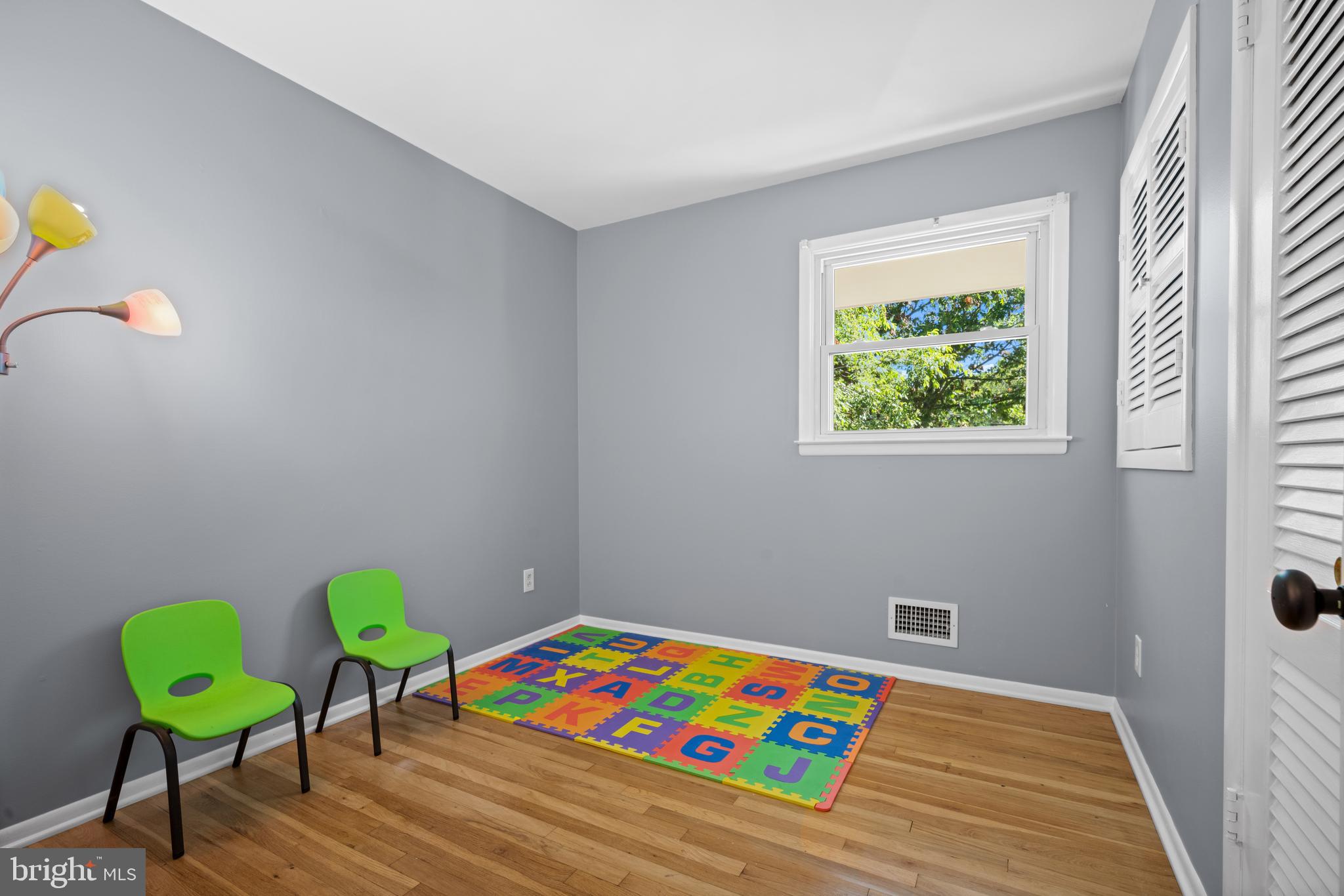 83 Riverside Drive Princeton, NJ 08540 - Photo 12 of 33