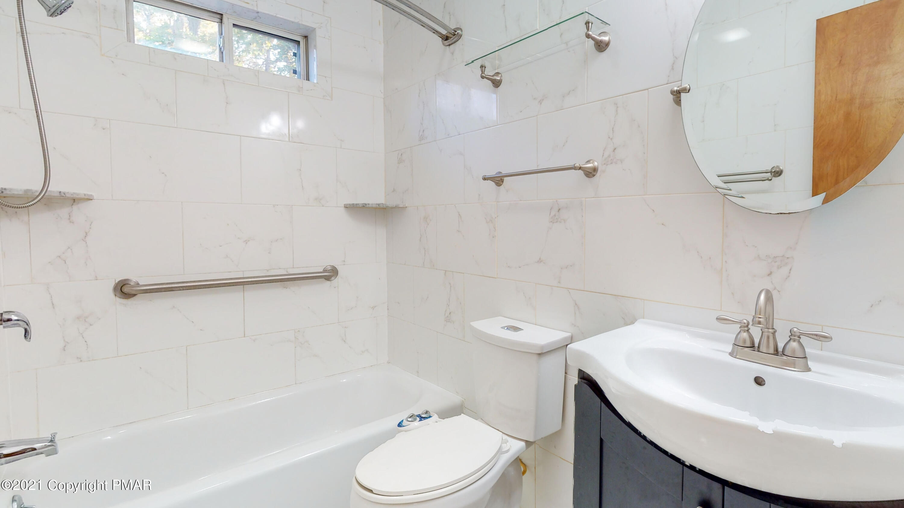 185 Magic Mountain Road Henryville, PA 18332 - Photo 35 of 58 Main Bath