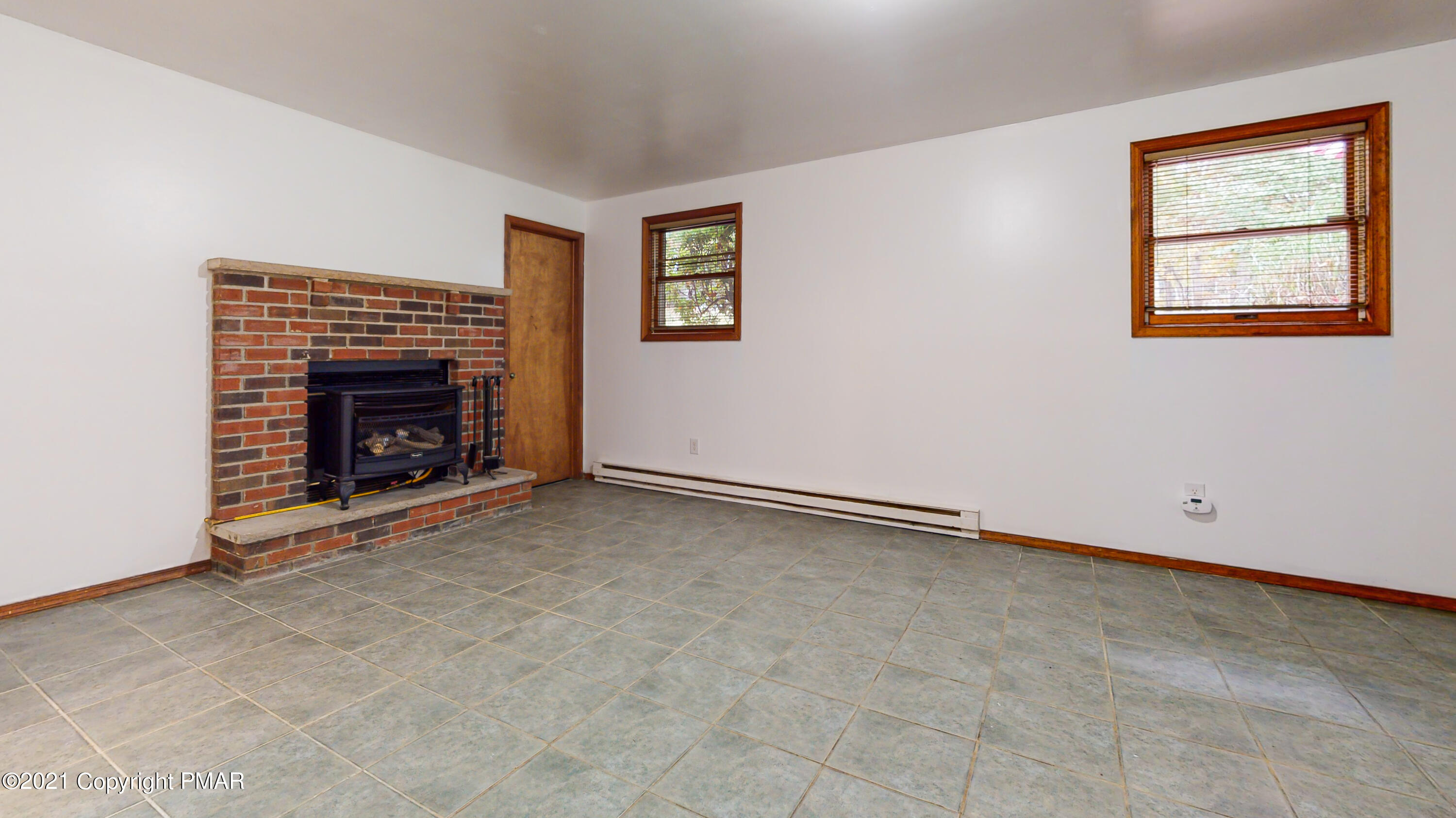 185 Magic Mountain Road Henryville, PA 18332 - Photo 40 of 58 Family Room