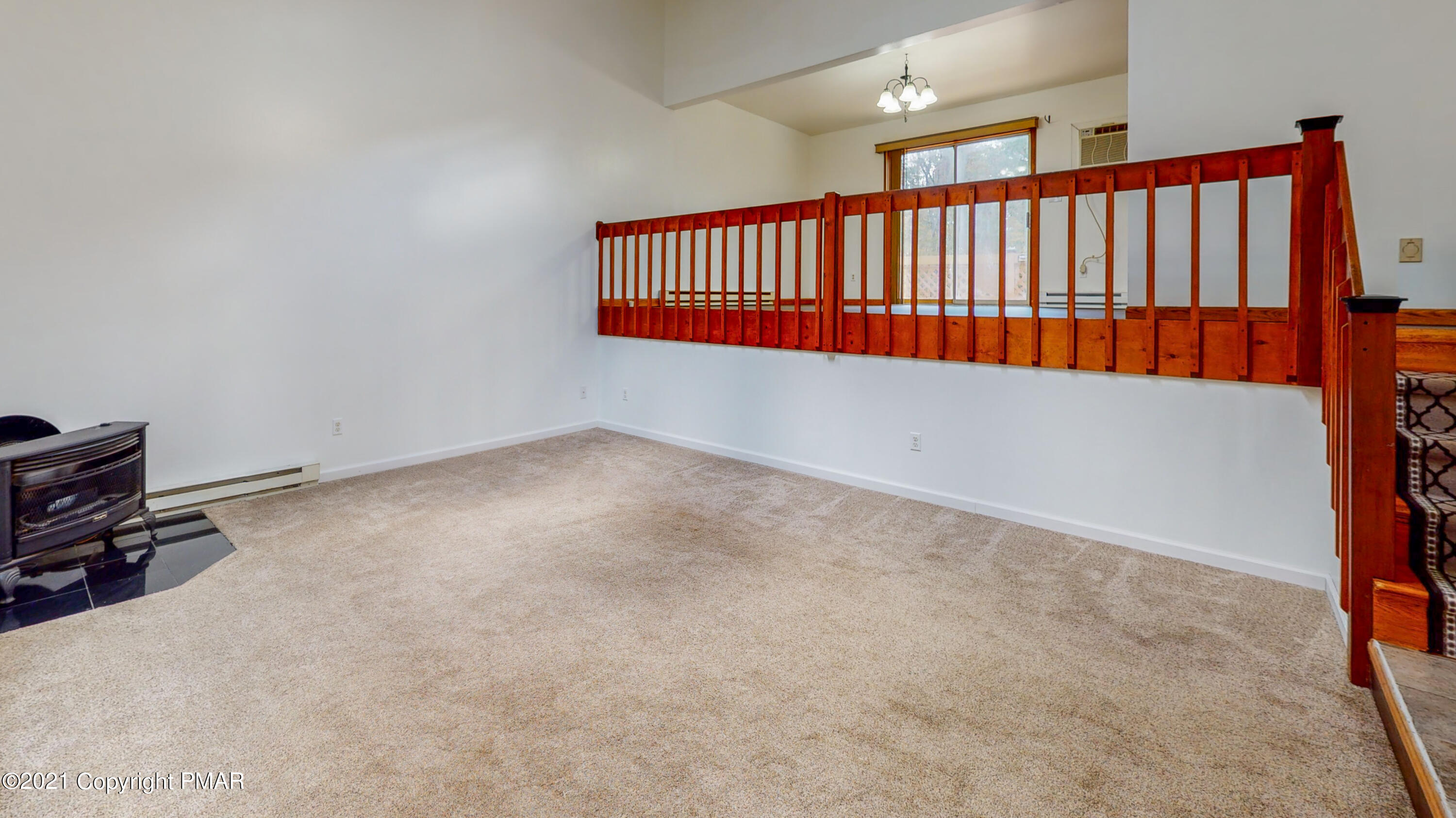 185 Magic Mountain Road Henryville, PA 18332 - Photo 5 of 58 Living Room