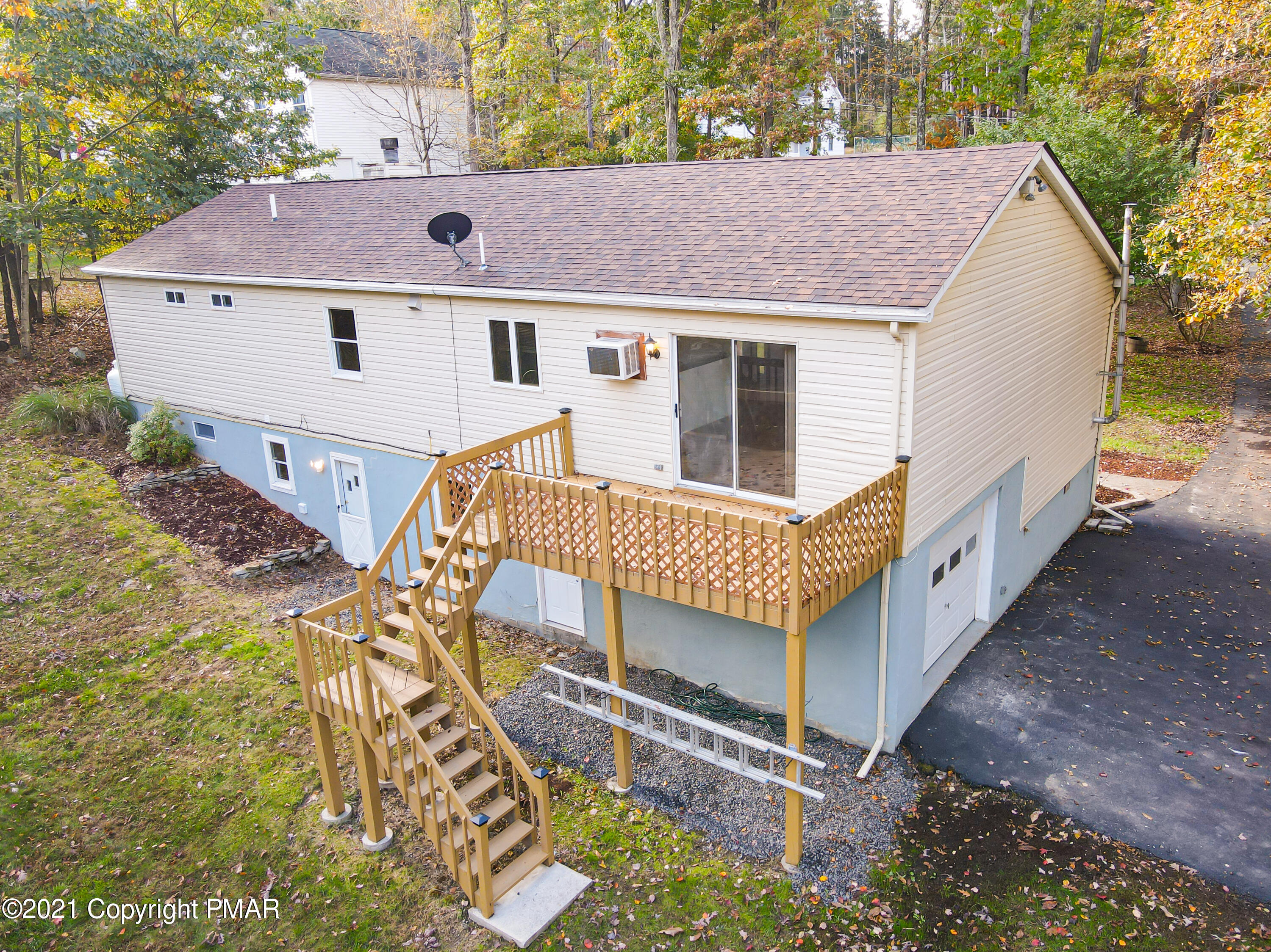 185 Magic Mountain Road Henryville, PA 18332 - Photo 53 of 58 Ariel View