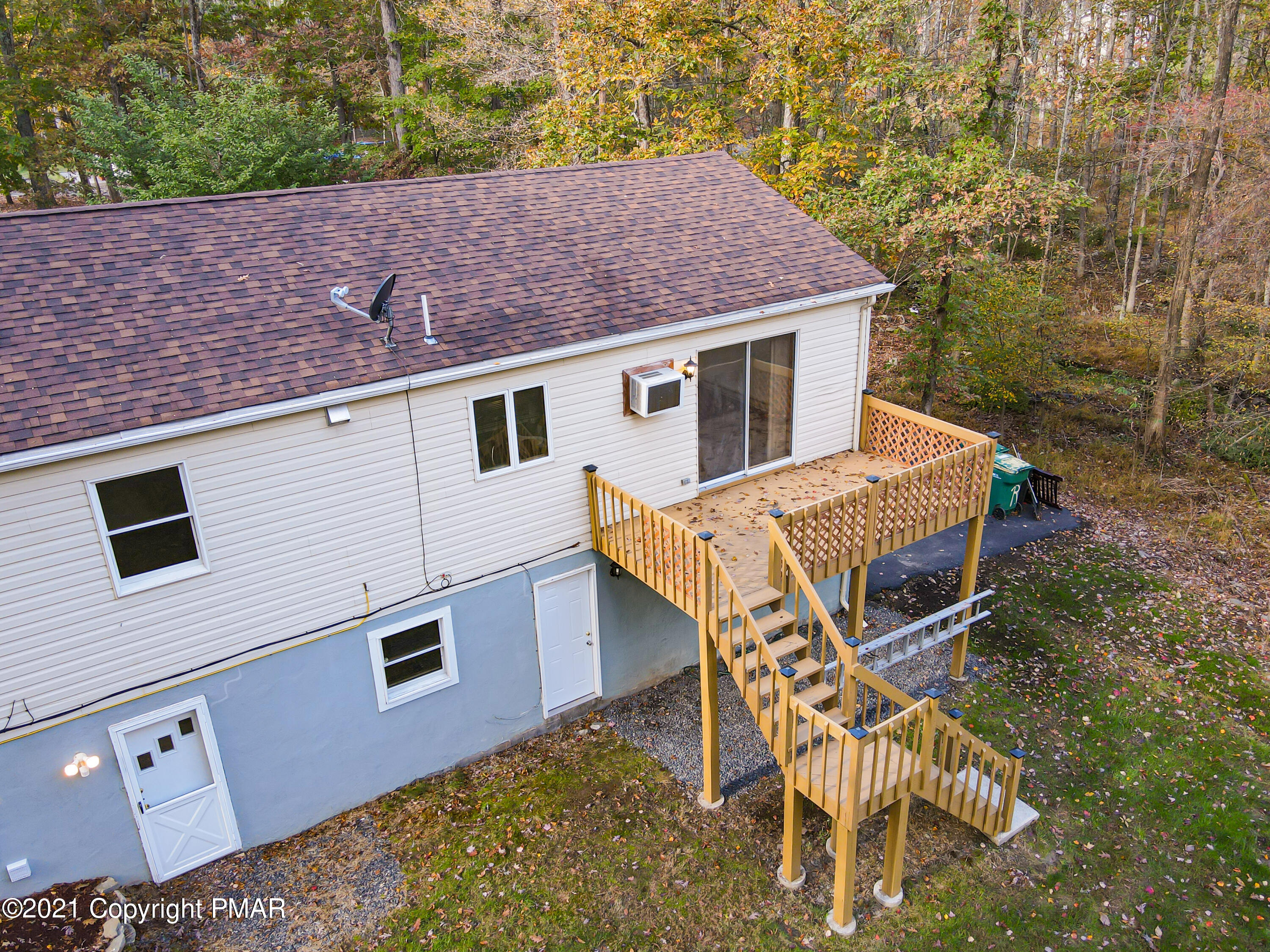 185 Magic Mountain Road Henryville, PA 18332 - Photo 54 of 58 Ariel View